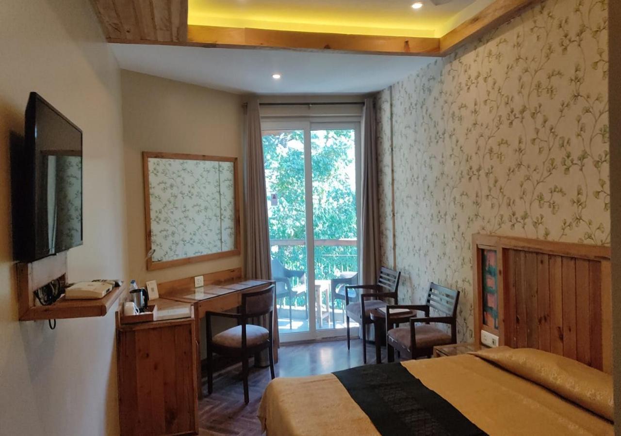 D'S Casa- A Unique Spanish Boutique House ماكليود غانج المظهر الخارجي الصورة